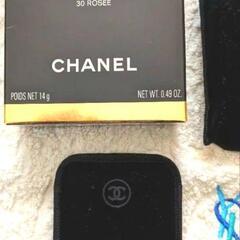 新品未使用　CHANEL　プードゥル ドゥース　プレストパウダー　定価７７００円の画像