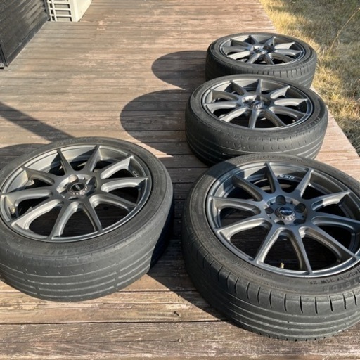 商談決まりました。車のパーツ タイヤ、ホイール