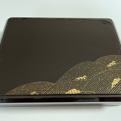 仕出し弁当箱