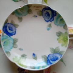 ウンガロ　大皿小皿セットの画像