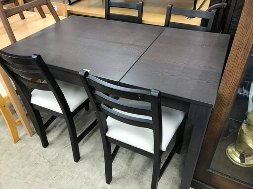 IKEA 伸縮式ダイニングテーブル エーケダーレン EKEDALEN