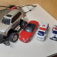 ミニカー４台