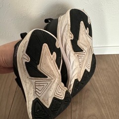 俊足XHinagirlコラボスニーカー（黒）の画像