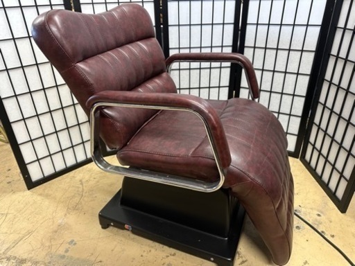 シャンプーチェア　バーバーチェア　美容室　理容室　椅子　リクライニングチェア