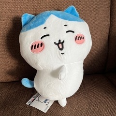 ちいかわ　ハチワレ　おしりふりふりBIGぬいぐるみ