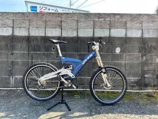 SUNN♪duall♪ダウンヒルバイク♪まだまだ使えます♪デュアル♪送料込み♪ SCOR MTBのダウンヒルeバイク「6080 Z」は長期間パワフル。急