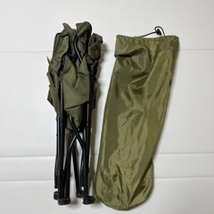 キャンプ椅子　緑色　収束式ローチェア　アウトドアチェア