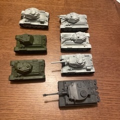 戦車　ガチャガチャの画像