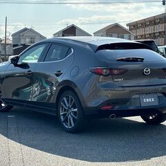月々25000円から！【自社ローン120回払い可能！】【頭金・保証人不要！】マツダ　MAZDA3ファストバック.            の画像