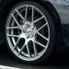 車のパーツ タイヤ、ホイール
