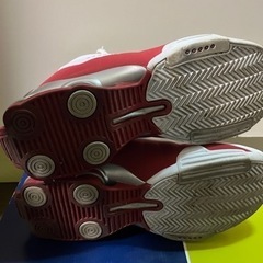 NIKE靴/バッグ 靴 スニーカーの画像