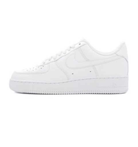値下げしました⭐︎新品 国内正規品 箱付き タグ付き⭐︎NIKE AIR FORCE 1 ’07 ホワイト 27.0cm 【3/17(日)午前中までに手渡し可能な方限定】