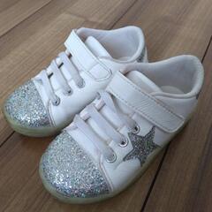 キッズスニーカー 光る靴の画像