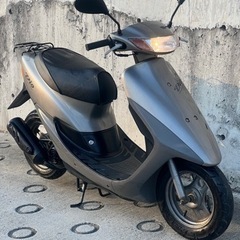 下取りでお値引可❗️大人気セール‼️安心のバッテリー新品✨️リアタイヤ新品✨️嬉しいシート張り替え♪オイル満タン補充済み?2サイクルでメンテナンスが楽♻️パワフルな走り?AF34  ライブディオ✴