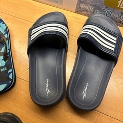 靴/バッグ 靴 スニーカーの画像