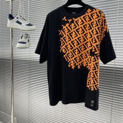 フェンディ　fendi ｔシャツ　メンズ　2024新作