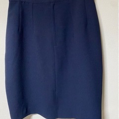 膝スカートの画像