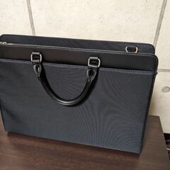 男性用の就活用カバン