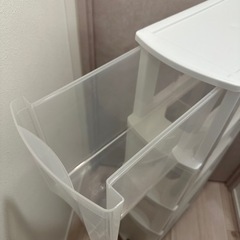 便利な４段キッチンチェスト（キャスター付き）の画像