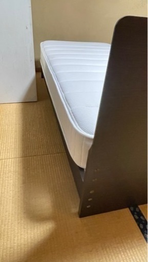 シングルベッド