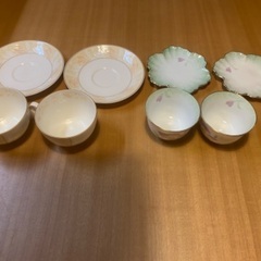 【お譲り先決まりました】ジバンシィのティーカップ・湯呑み茶碗