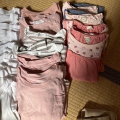 双子　女の子110 まとめ売り　36点セット＋おまけでアウター　子供用品 の画像