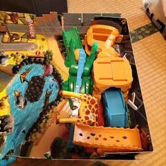 バッグに収納！ドキドキアスレチックサファリの画像