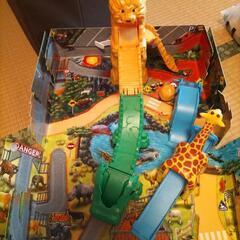 バッグに収納！ドキドキアスレチックサファリの画像