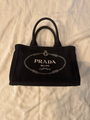 【本日限り！】PRADAカナパ　黒