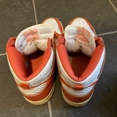 【受け渡し者確定しました。】NIKEナイキ　ダンクハイ25.5cm 状態は写真をご確認ください。の画像