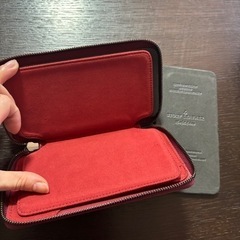 本革財布　展示品処分　札入れ　フルオープン　ラウンドファスナー　新品　未使用　赤　レッド　【展示処分品】の画像