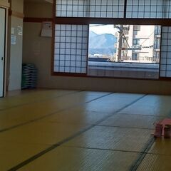身体を動かしたくなる春。一緒にヨガしよう♪の画像