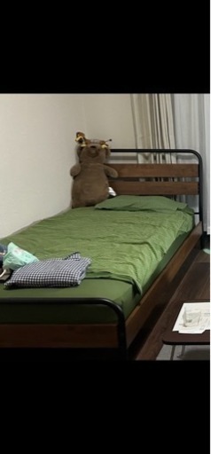 シングルベッド