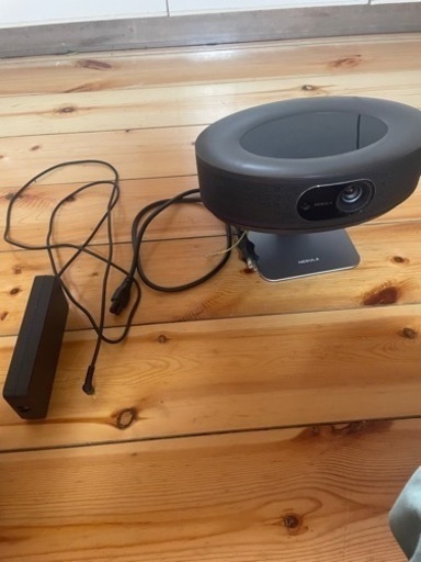 【中古】再値下げ！家庭用プロジェクター　nebura cosmos 定価8万円