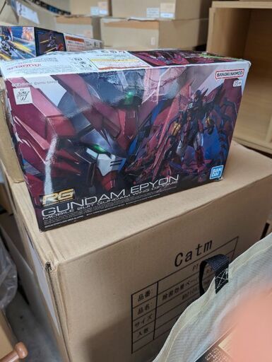 新品ですが　難あり　ガンプラセット