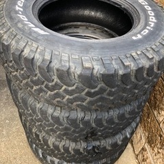 車のパーツ タイヤ、ホイール