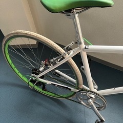 SPEAR (スペア) 700C シマノ7速 430mm WHITE クロスバイクの画像