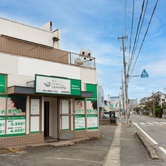 白髪染め専門 美容師 カラーリスト募集！日曜休み！完全シフト制！カット、ブロー、セットはありません！の画像