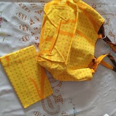 北欧製リバーシブル布バッグ。マチあり。底板あり。の画像