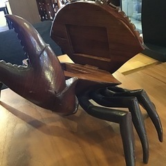 カニ　　小物ケース　彫刻　オブジェ　無垢材　アジアン雑誌の画像