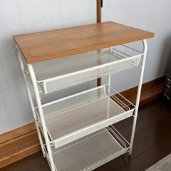 (受け取り決まりました)IKEAのキッチンワゴン　(中古)