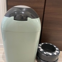 【お値下げ！】コンビ　オムツ専用ゴミ箱　カートリッジ付き♡