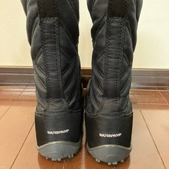 《最終セール》コロンビアの冬用ブーツ　黒の画像