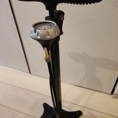 SERFAS(サーファス) 自転車 高圧空気入れ フロアポンプ エアゲージ付 FP-200

の画像