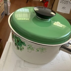 ホーロー、新品、鍋、おしゃれ