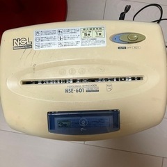 電動　シュレッダー