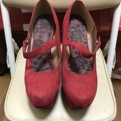パンプス赤お値下げ