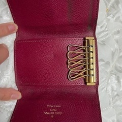 ヴィトンキーケースの画像