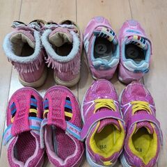 キッズシューズ　一足170円の画像