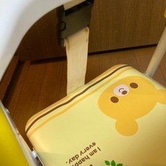 ベビーチェア　椅子　テーブル付きの画像